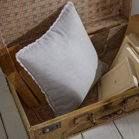 Coussin carré en coton "Constance" à bordure en dentelle - Gris - 40 x 40 cm